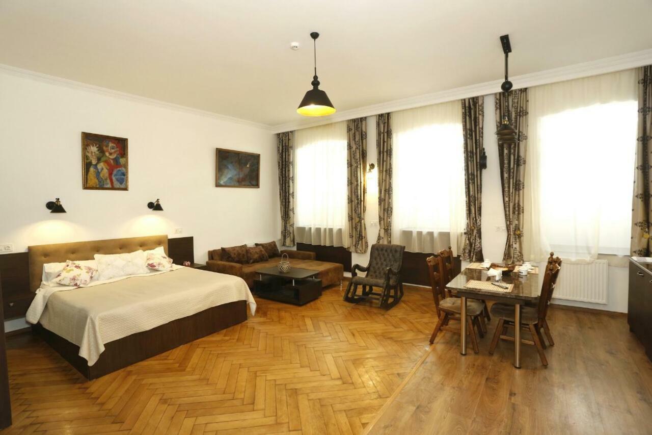 Appartement Old - Gold Gala à Tbilissi Extérieur photo