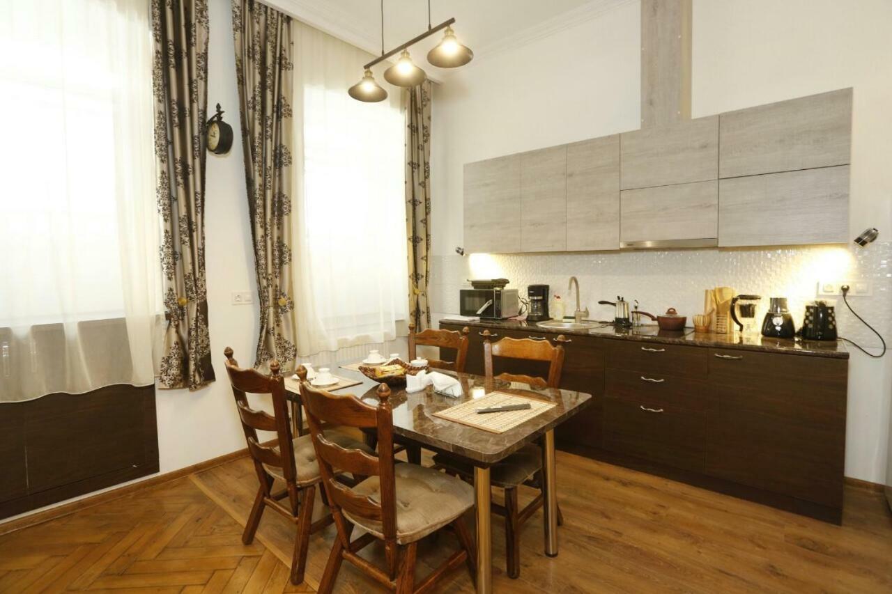 Appartement Old - Gold Gala à Tbilissi Extérieur photo